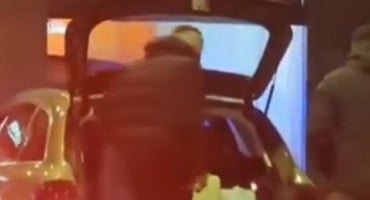 Benzinska crpka, gorivo u bidonima