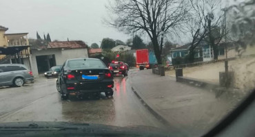 Prometna u mjestu Donji Radišići