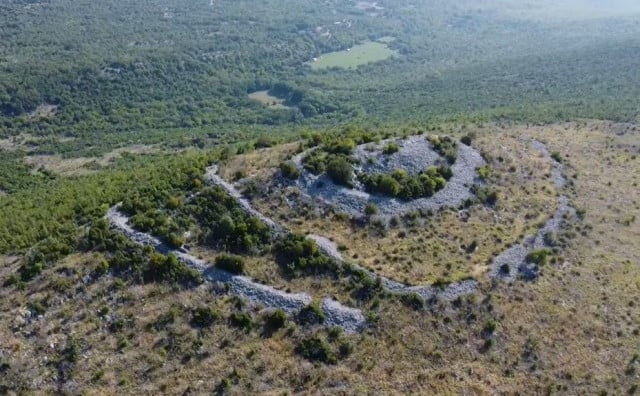 Tko je i zašto gradio misteriozne kamene krugove u Hercegovini?