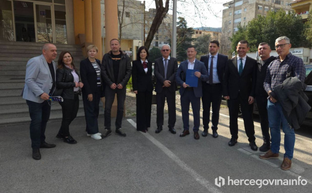 Kolektivni ugovor vlada hnž