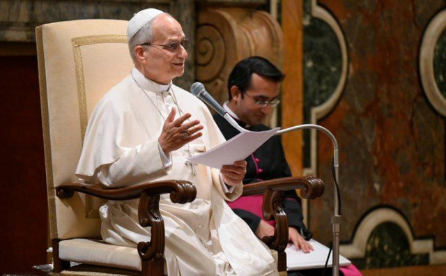 Papa: Novinari trebaju pokazati patnju koju uzrokuje rat, ne širiti propagandu