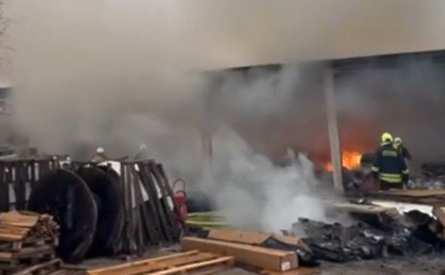 Požar u skladištu tvrtke kod Širokog Brijega