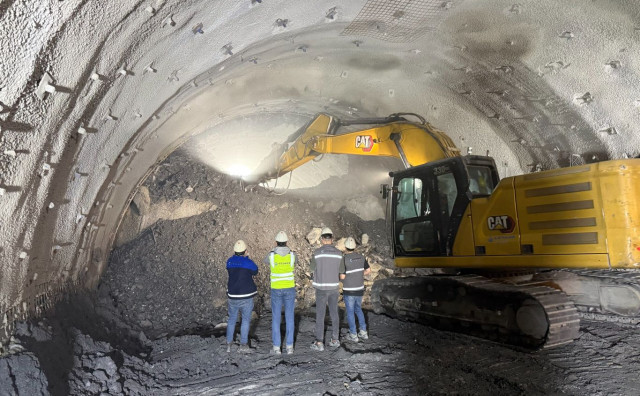 Tunel Crni Vrh, dug 2,2 kilometra probijen na Koridoru Vc