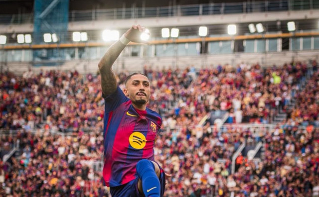 Barcelona pregazila Sevillu, Rafinha zabio hat-trick