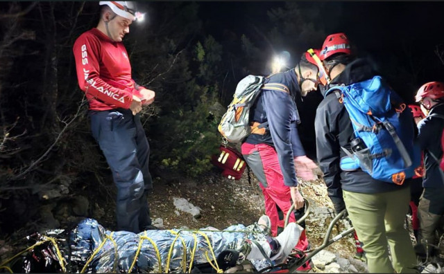 Velika akcija spašavanja na Čvrsnici, ozlijeđena planinarka prevezena u Mostar