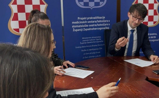 U Grudama potpisani ugovori za prekvalifikaciju medicinskih u stomatološke sestre i tehničare