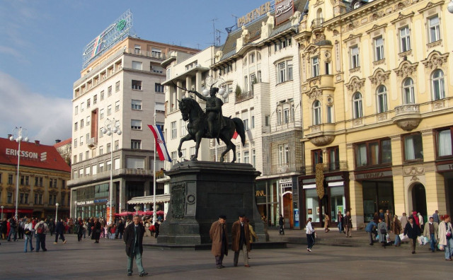 Trg bana Jelačića u Zagrebu