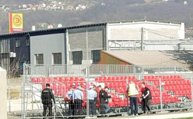 Manijake u Doboju dočekala tribina namazana svinjskom mašću