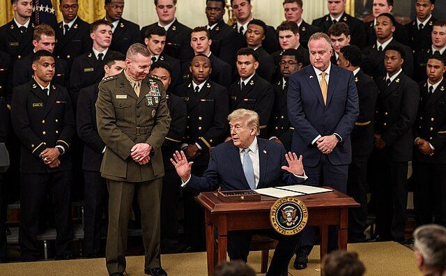 Trump priznao: Iranski napadi na Zaljev iznenadili i Washington