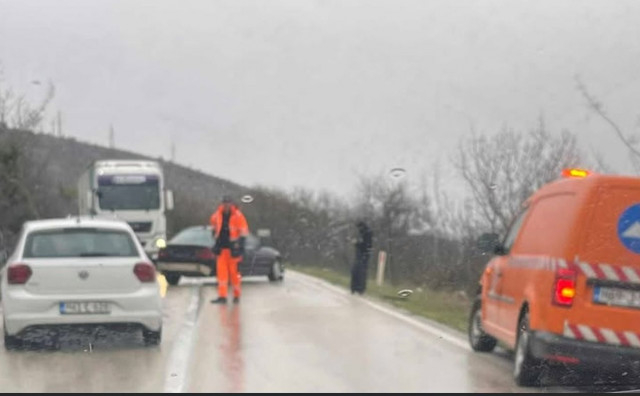 Nezgoda u Međinama usporila promet prema Mostaru