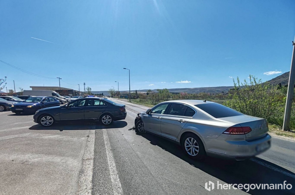 Sudar četiri automobila u Mostaru, Bišće polje, Opine