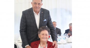 Dodik i majka mira