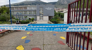 Dojave o bombi bomba škola škole