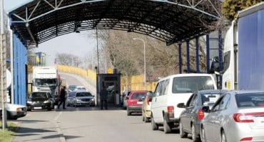 Granični prijelaz gužve, granica