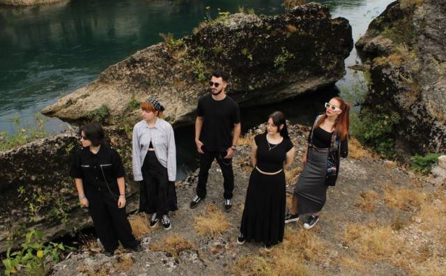 Mostarski bend Splesh objavio debitantski album 'Domaće neprskano'