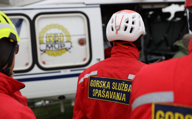 Drama na Savi: Deseci ljudi zarobljeni u nepristupačnoj močvari, traje velika akcija spašavanja