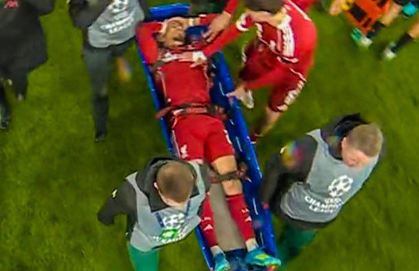 Ekitike s Anfielda iznesen na nosilima, propušta Svjetsko prvenstvo