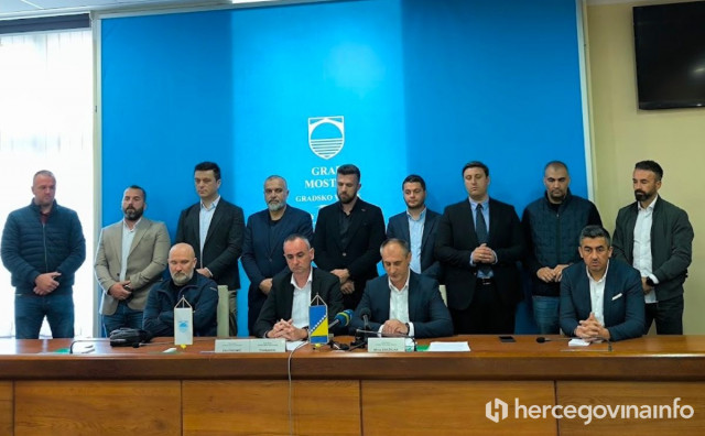 Što traži Klub vijećnika Bošnjaka u Mostaru? Raspisivanje natječaja, poništenje rješenja iz katastra i poziv OHR-u
