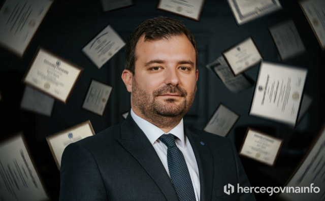 mladen bebek diplome