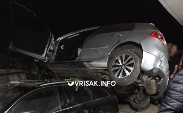 Tri osobe ozlijeđene u sudaru više vozila u Širokom Brijegu