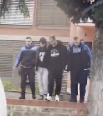 Ispitan dvojac osumnjičen za paljenje sedam vozila u Mostaru