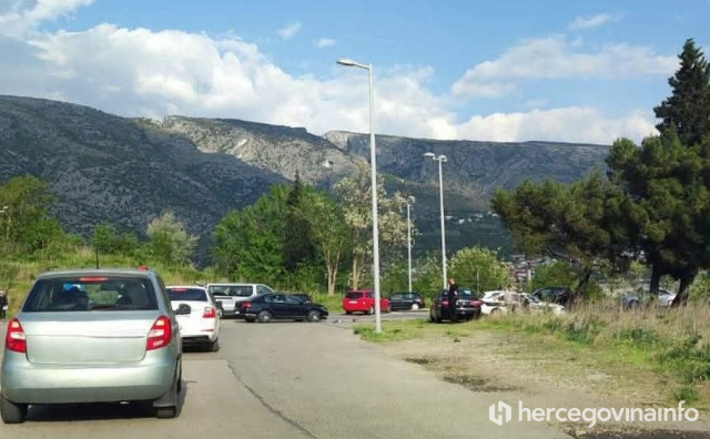 Sudar na kružnom toku u Rodoču