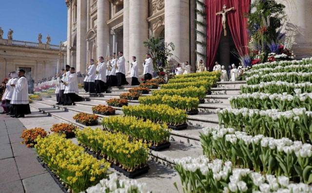 Uskrsna poruka iz Vatikana: 'Odaberite mir, ne rat'