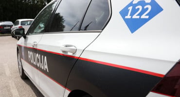 policija ŽZH auto