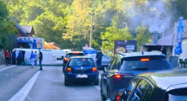 Prometna nesreća Ostrožac minibus