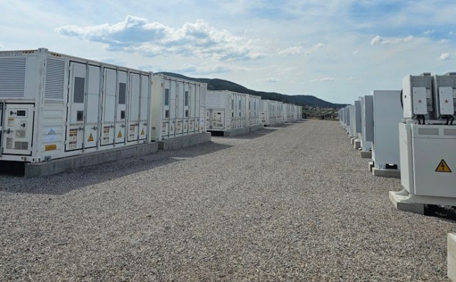 Nova pravila za stare igrače: Vlasnici postojećih elektrana dobivaju put prema baterijskim skladištima