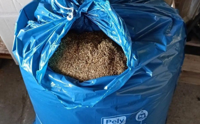 Četvorka osumnjičena za prodaju više od tone duhana