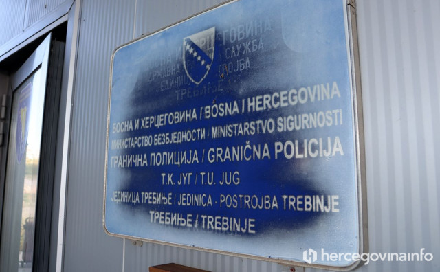 Turčin uhićen na Ivanici, sumnjiče ga da je sunarodnjake s lažnim talijanskim ispravama pokušao prošvercati u Hrvatsku