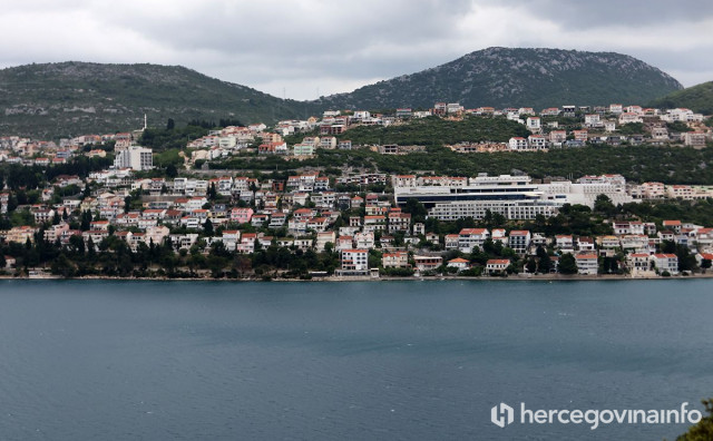 Neum kreće u obračun s ilegalnim iznajmljivačima, prije rezervacije smještaja provjerite ovaj popis