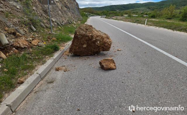 Oprez zbog odrona na cesti Nevesinje – Berkovići