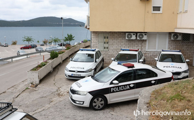Policija u Neumu uhitila tri osobe iz Tuzle