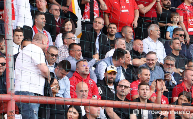 Pogled iz lože: Velež i Zrinjski na stadionu Rođeni pratili Milanović, Nikšić, Buhač, Bevanda...
