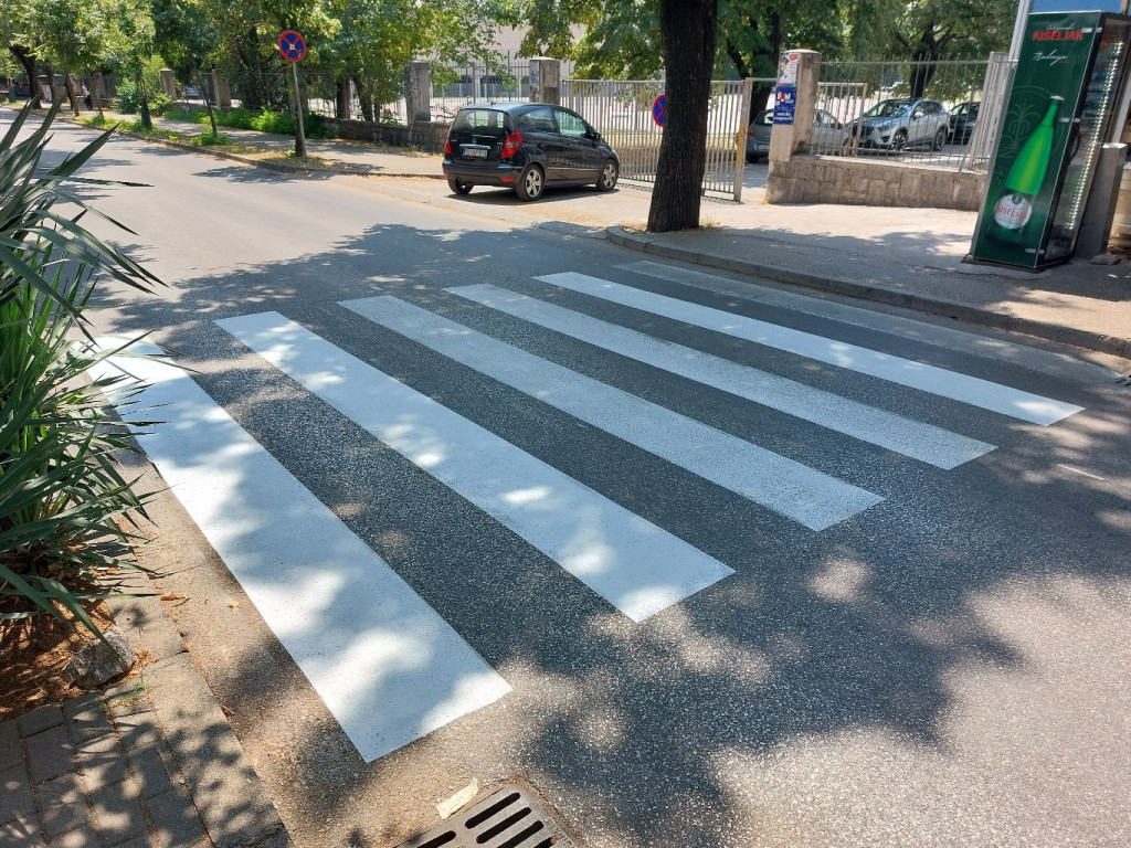 Horizontalna signalizacija