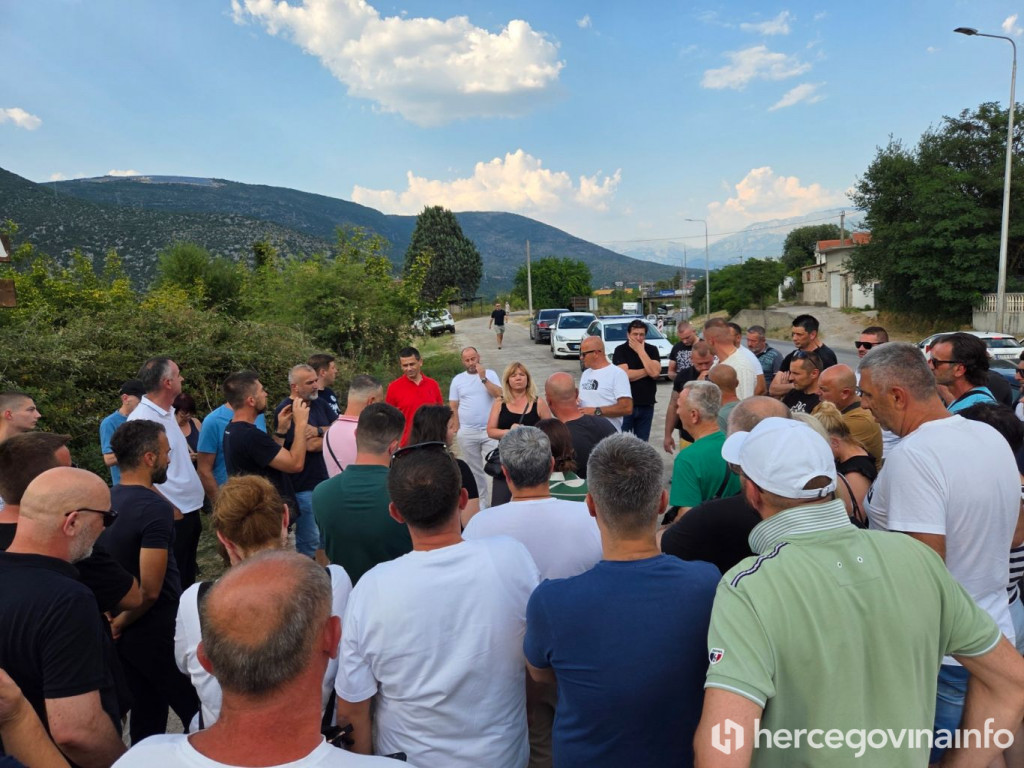 Mje&scaron;tani Zalika iza&scaron;li na teren zbog najave pretovara otpada