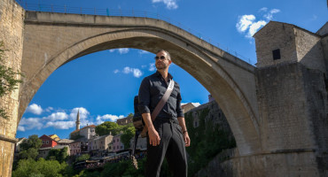 Boris Rogoznica na Starom mostu