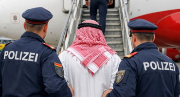 deportacija austrijska policija
