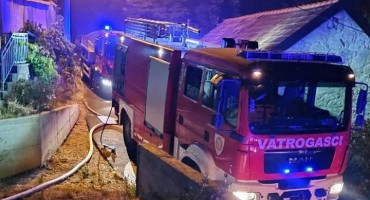 požar kuće u Rodoču