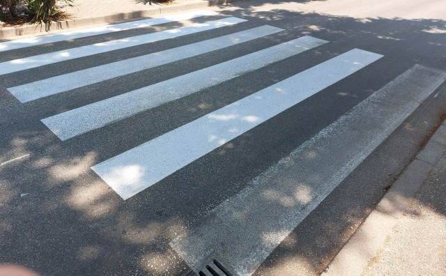 Horizontalna signalizacija u Mostaru: 'Boja izblijedi par sati nakon bojanja...'