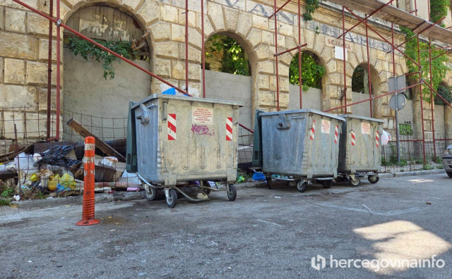 Mostar kontejneri smeće