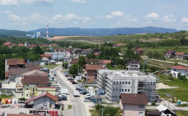 Načelnik općine u BiH najavio smanjenje plaća u javnim ustanovama