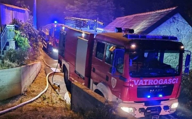 požar kuće u Rodoču