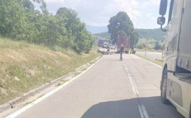 Tragedija u BiH: Djevojka smrtno stradala nakon što se sudarila s ocem