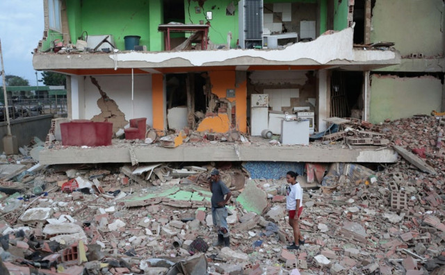 Venezuela broji skoro 1.500 mrtvih, ljudi sami očajnički traže svoje najbliže
