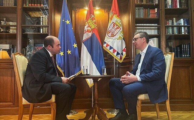 Trump podijelio Vučićev intervju u kojem ga je nahvalio i kazao da bi ga u Srbiji dočekalo najmanje 100.000 ljudi