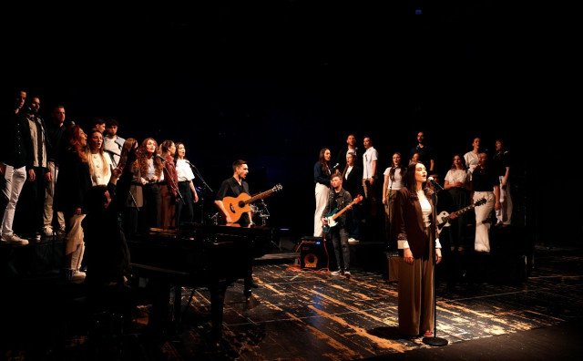 Mostarski Zbor Amadeus premijerno predstavio 'Silan Bog'