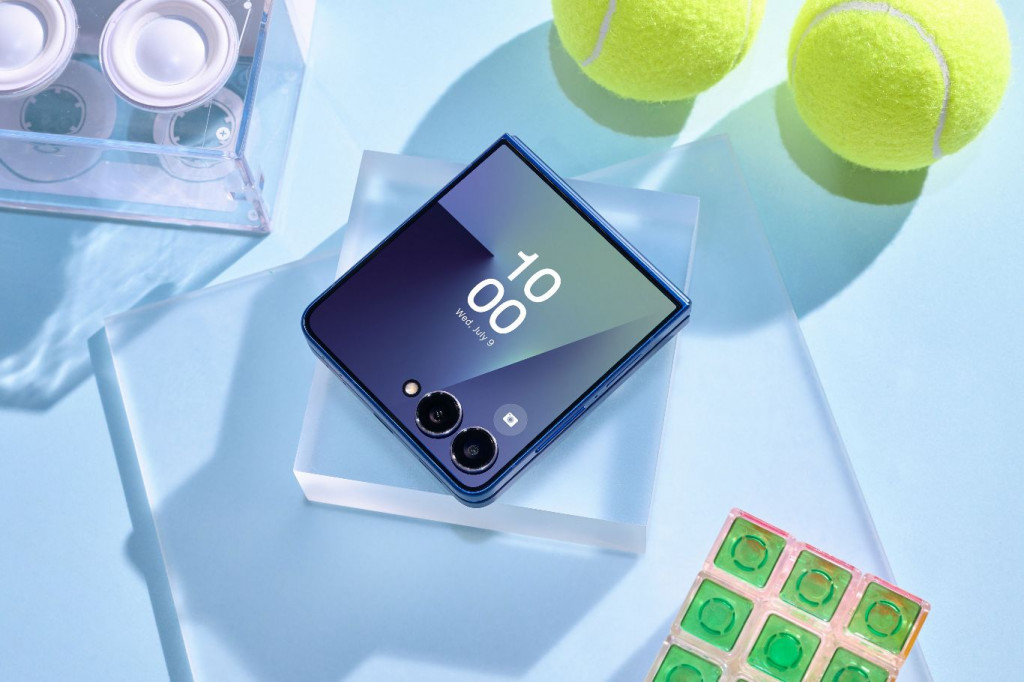 Samsung preklopni telefon